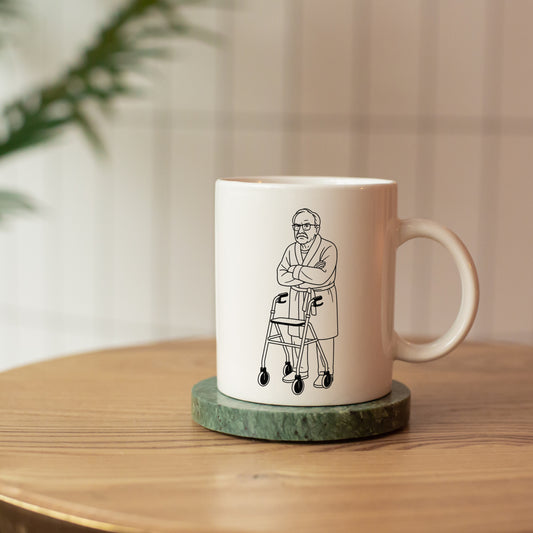 🚶‍♂️ Egon Rollator Tasse – Der Grantler auf Tour