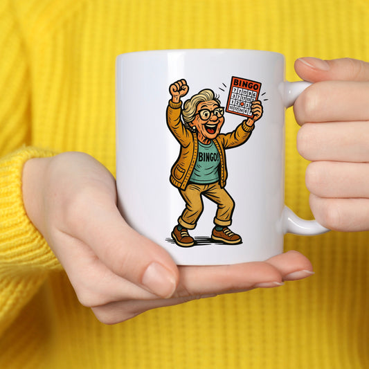 🎉 Oma Bingo Tasse – Die Glücksbringerin unter den Seniorinnen!